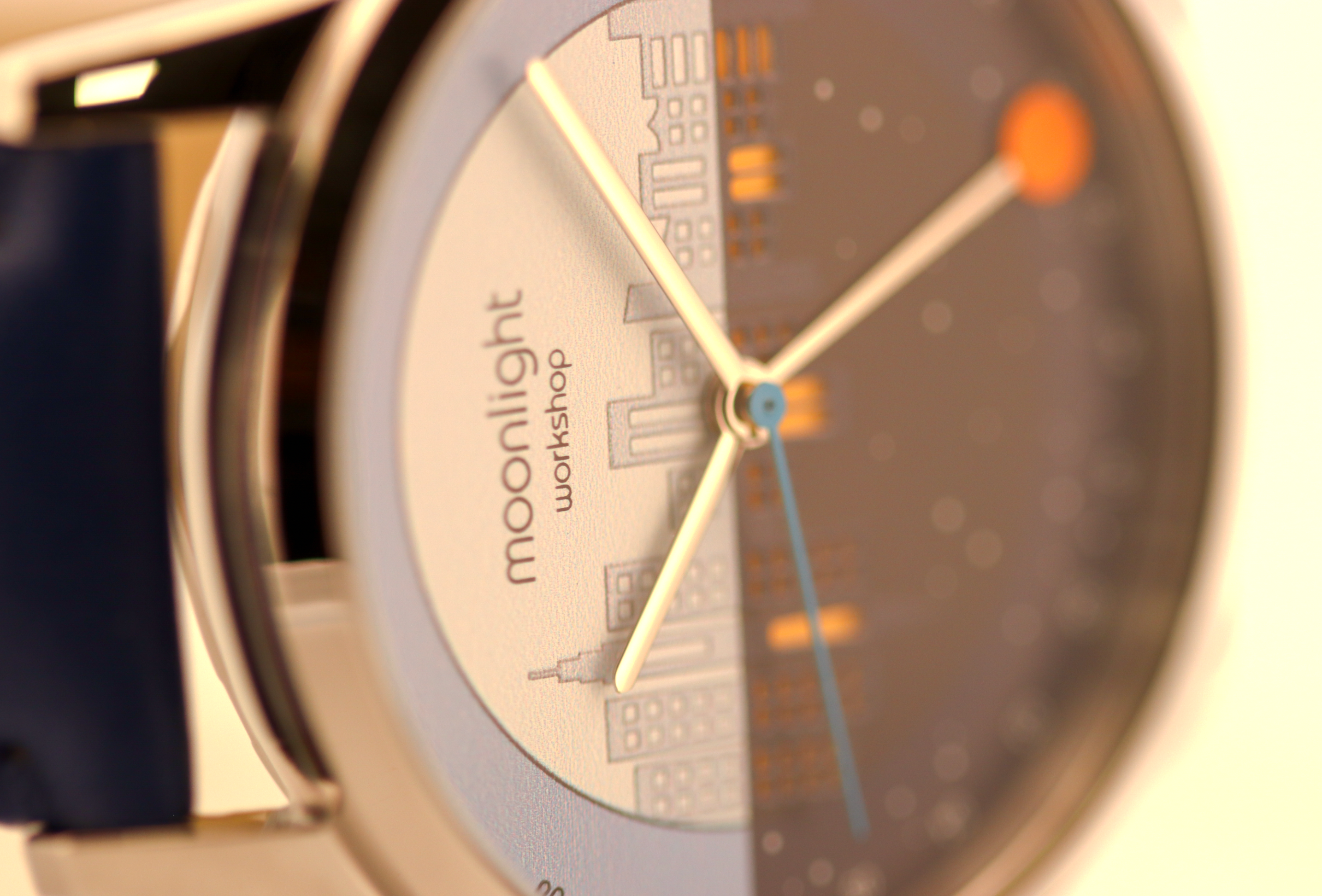 Moonlight Lumis – Skyline Orbit